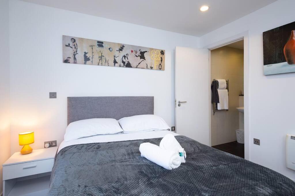 Stylish Mediacity 2Bed, Sleeps 6, Amazing Views Manchester Extérieur photo