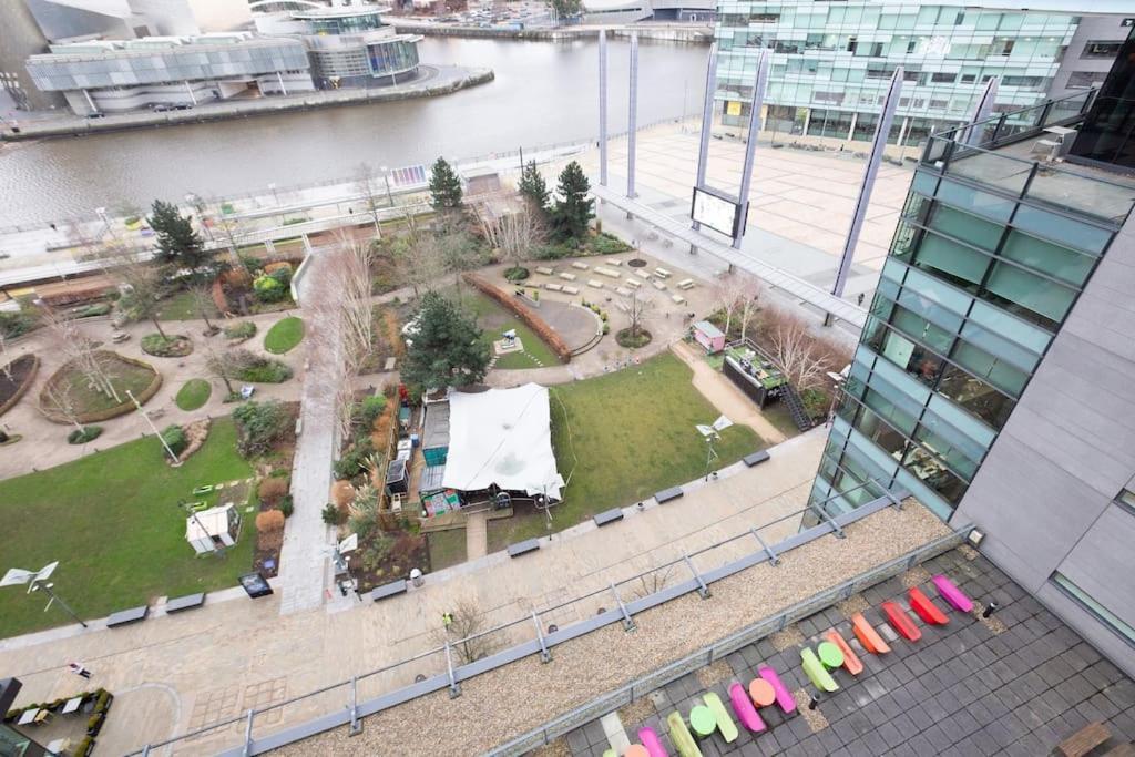 Stylish Mediacity 2Bed, Sleeps 6, Amazing Views Manchester Extérieur photo