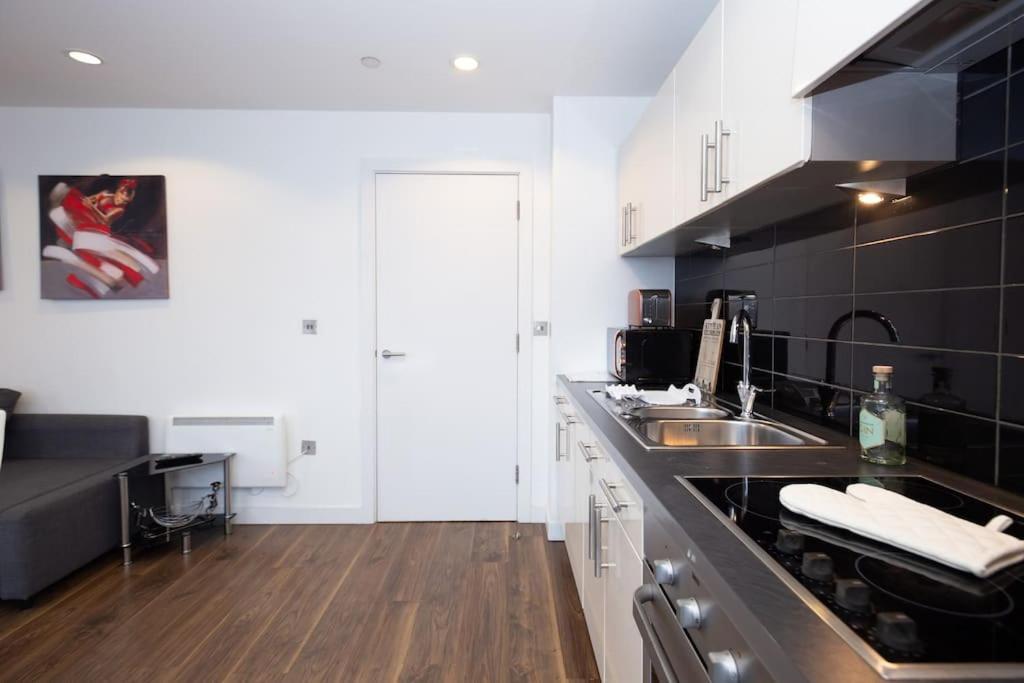 Stylish Mediacity 2Bed, Sleeps 6, Amazing Views Manchester Extérieur photo