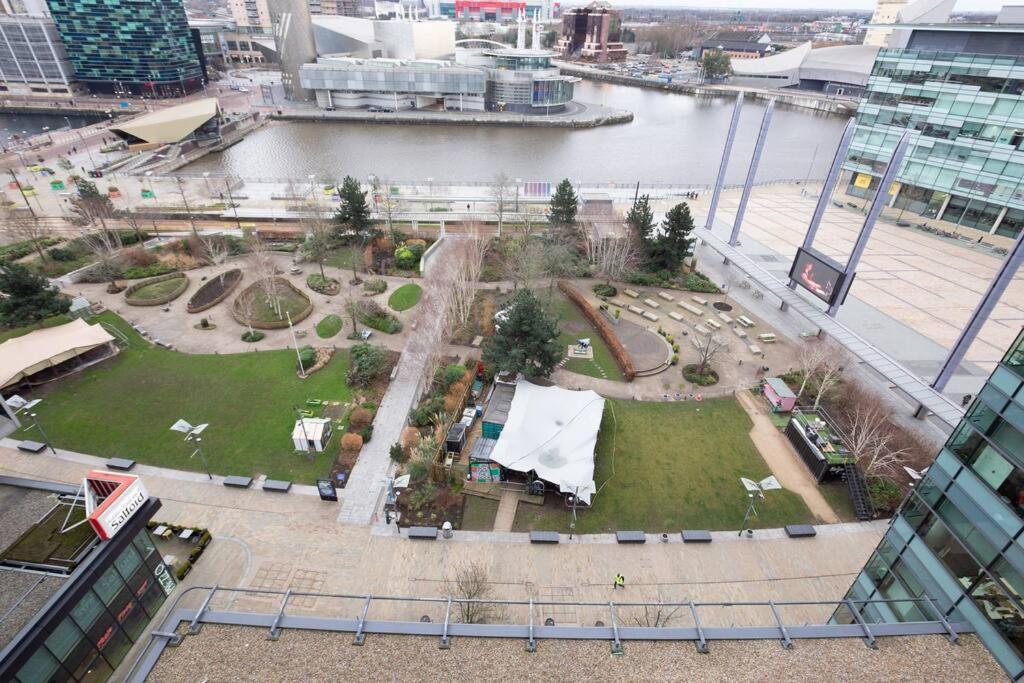 Stylish Mediacity 2Bed, Sleeps 6, Amazing Views Manchester Extérieur photo